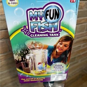 My Clean fish tank. Seen On TV. Small fish tank. Plastic tank,make caring easier